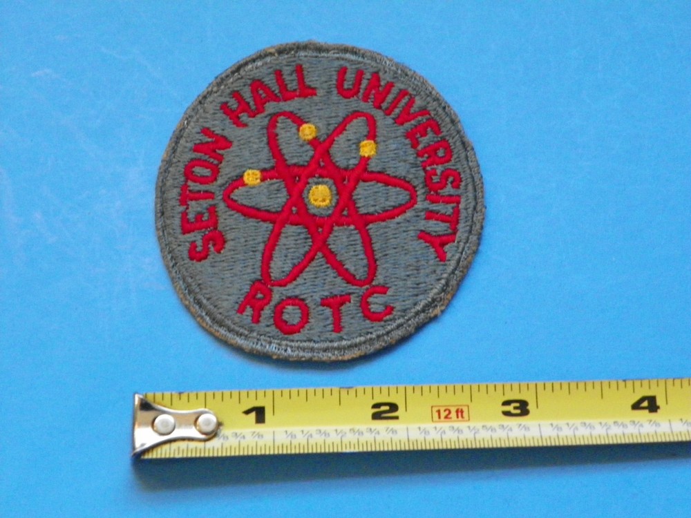 VIETNAM ORIGINAL  ROTC SETON HALL UNIVERSITY PATCH-NO GLOW