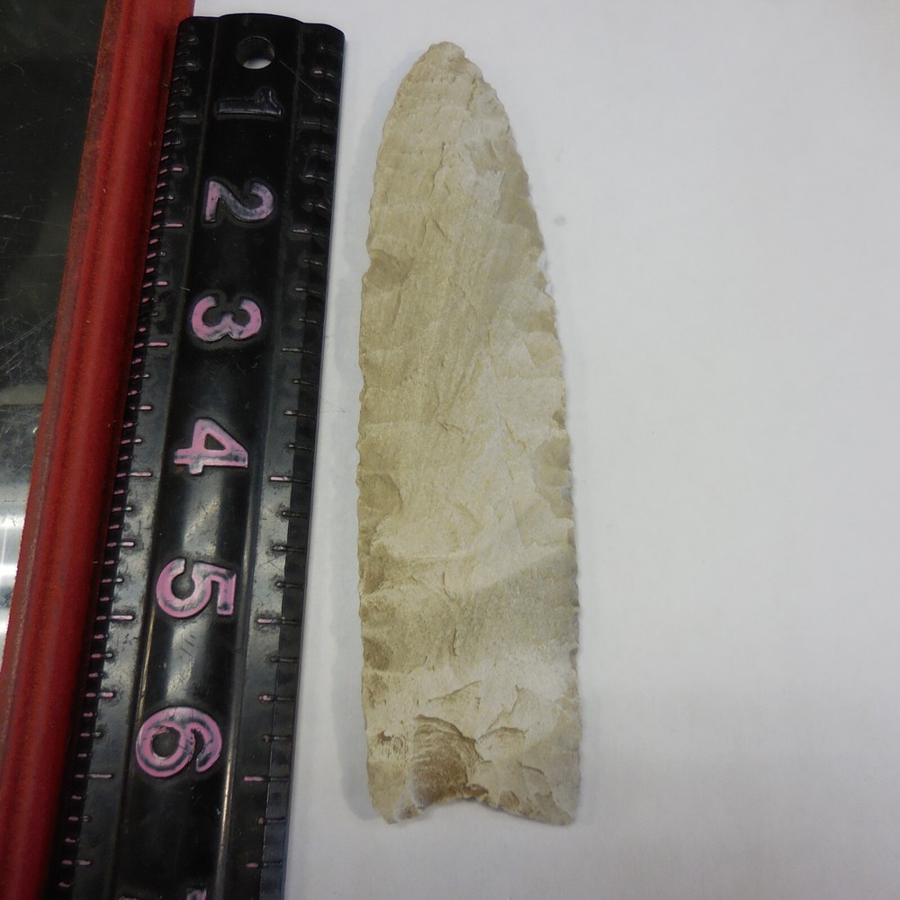 LARGE SLOAN DALTON  POINT --CLASSIC FORM AND FLAKING