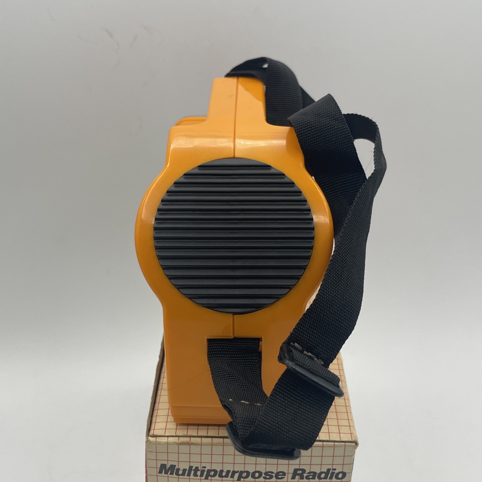 Vintage Pomtrex Multipurpose Radio Flashlight AM/FM Yellow 100-00526 Hong Kong