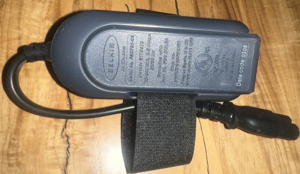 Belkin Notebook Travel Surge Protector Pack & Retractable Dial-Up Patch Cord