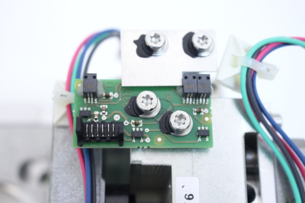Zeiss microscope single axis positioner Stepper Motor vexta c9435-9012k