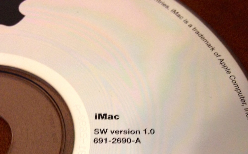 iMac AHT Disc v1.0 691-2690-A / Macintosh Computer Software