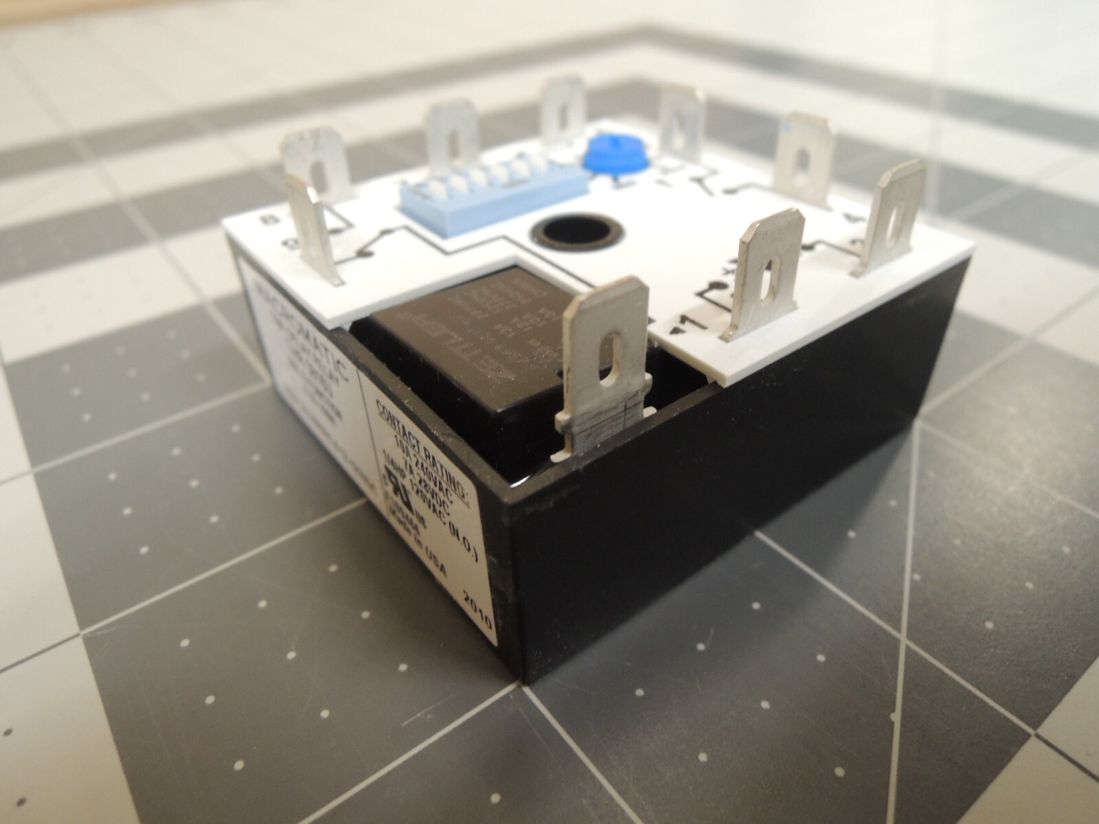MACROMATIC Multi-Function Encapsulated Timing Relay: Surface Mounted, 12 to 125V