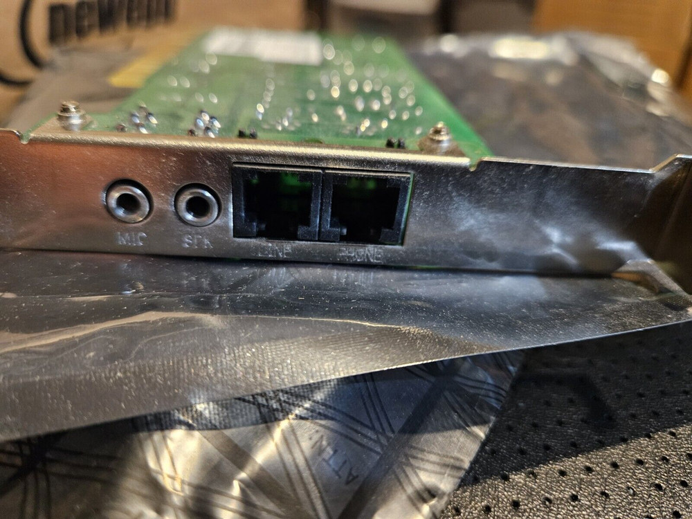 Intel chip 56K Internal dial up Fax/Modem PCI ami2019m7