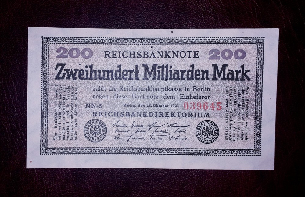 Germany "Weimar hyperinflation"200 mlrd mark banknote,1923year(normal condition)