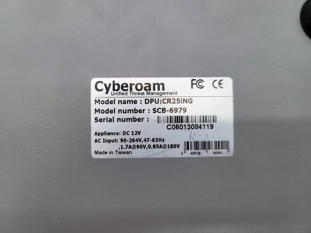 Cyberoam CR 25iNG Hardware Firewall Model SCB-6979
