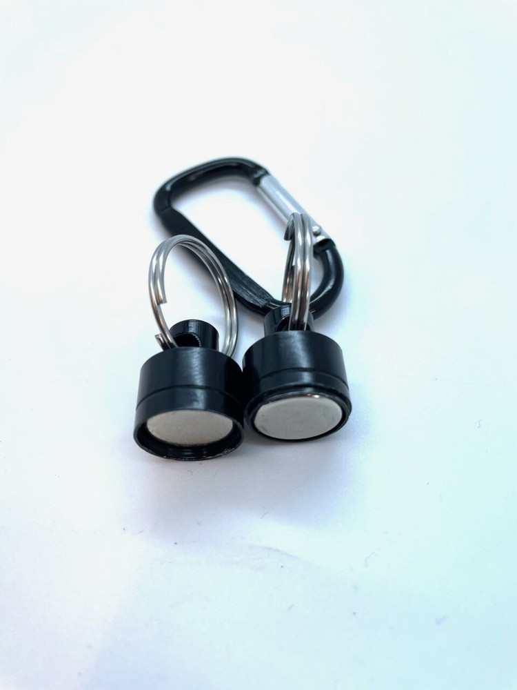 MAGNETIC NET RELEASES WITH STRONG TELESKOPIC CORD