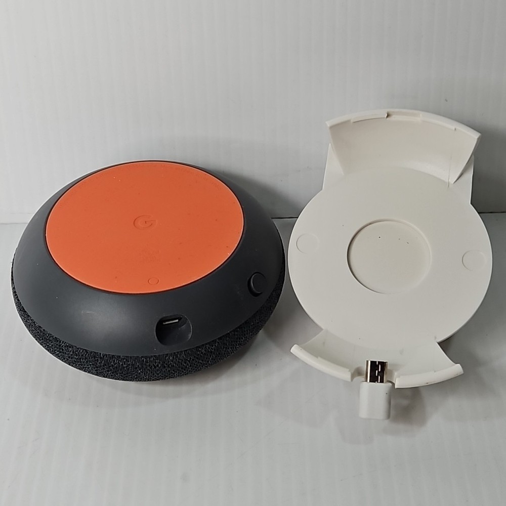 Google Home Mini - Model H0A - With Mount Genie Dock