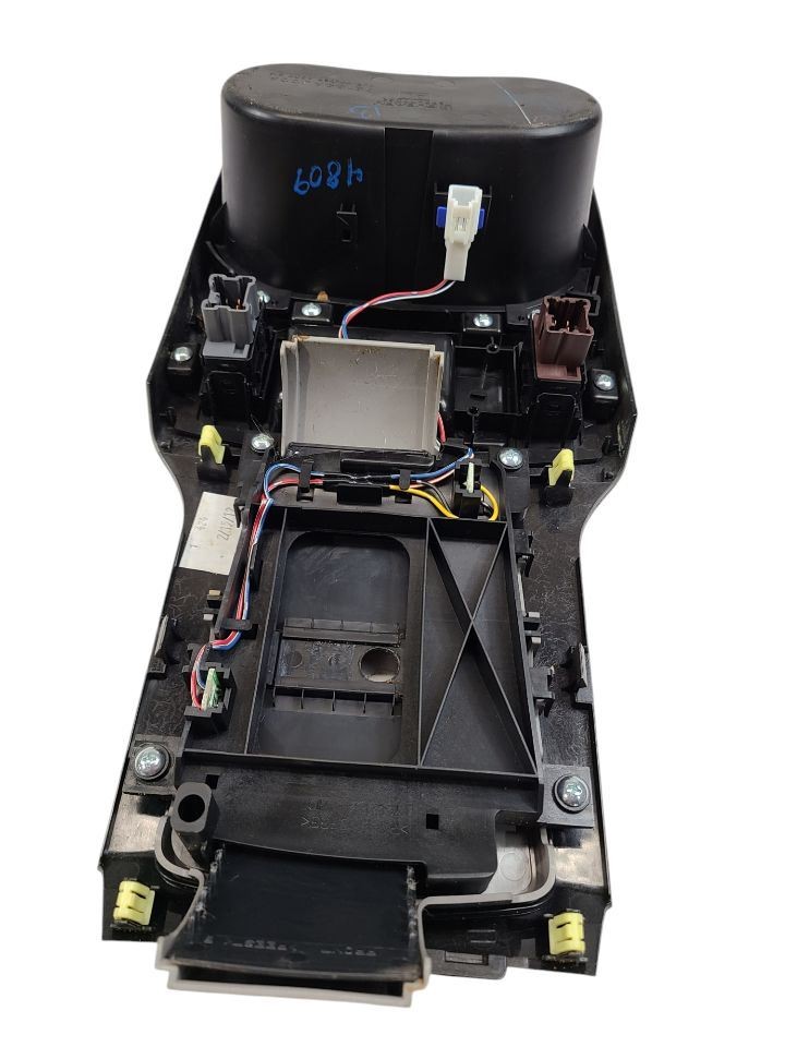 OUTBAKLEG 2012 Dash Bezel 604429