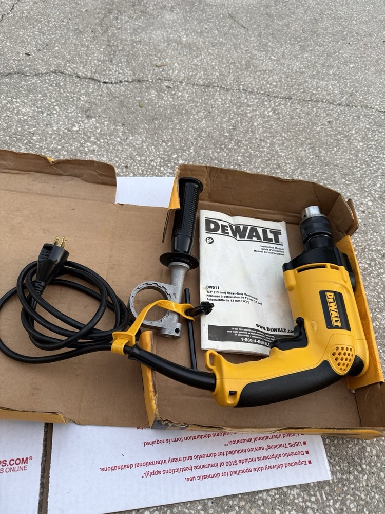 DEWALT DW511 1/2" VSR Corded Hammerdrill W/BOX!