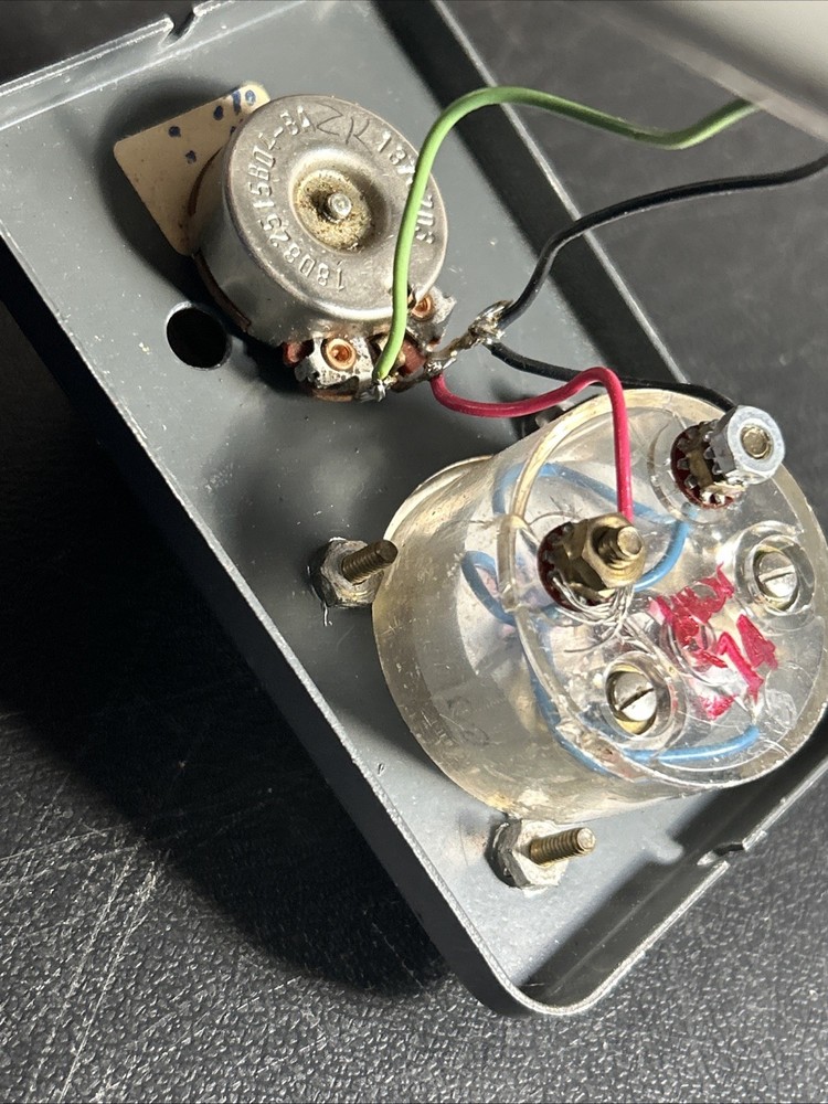 Monitor Volume Unit Meter (untested)