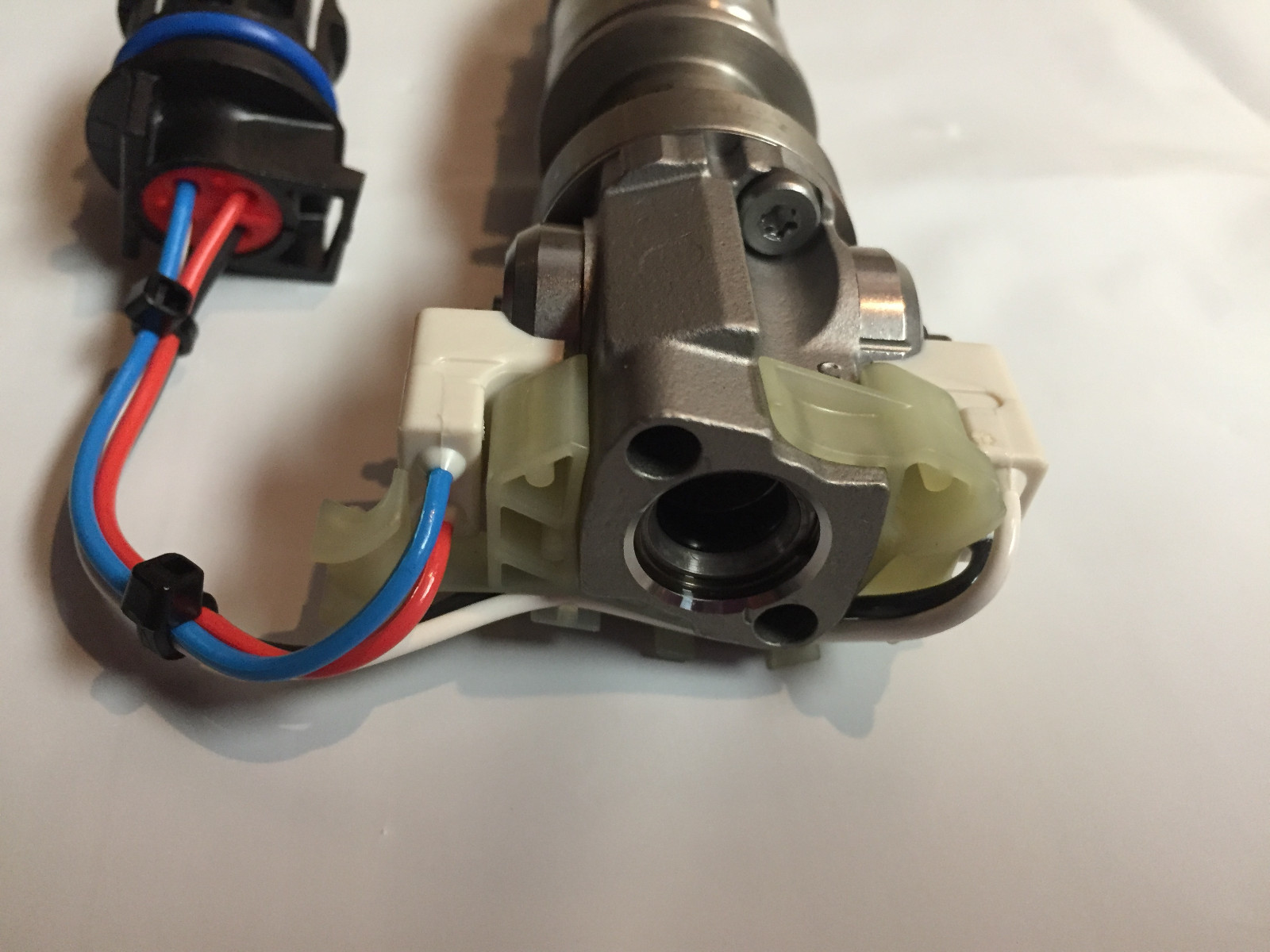 New OEM Injector For Ford 03-04 6.0L Diesel CN-6053 CN-5020-RM * NO CORE