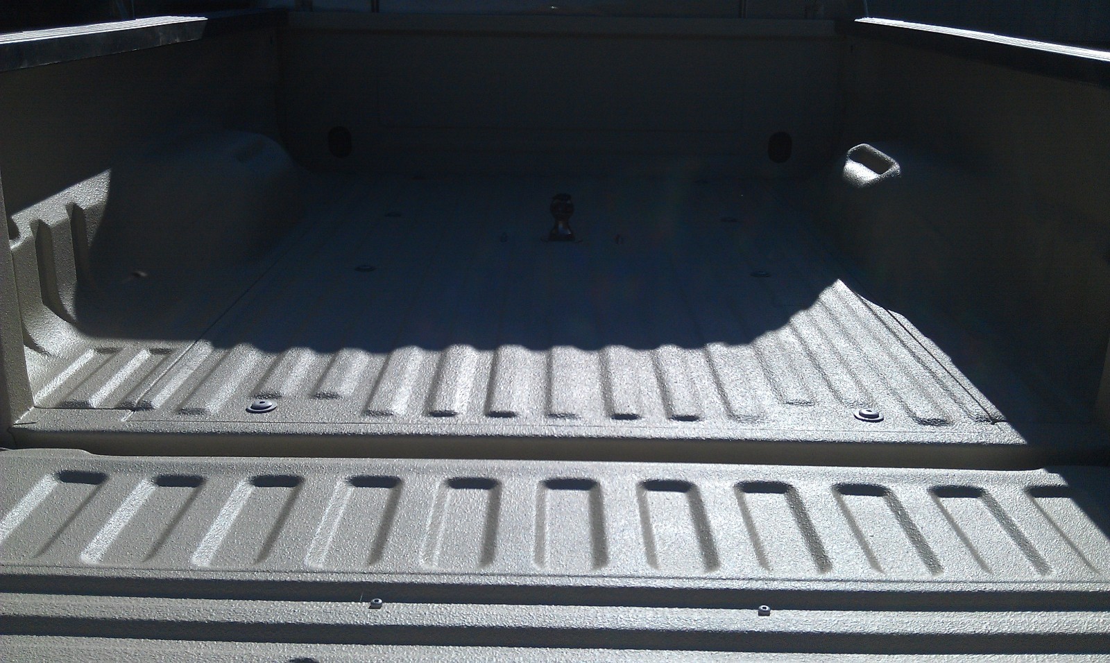 SPRAY IN on BEDLINER KIT Black 3 Gallons mixed Bed Liner with Gun, 12 Liters!