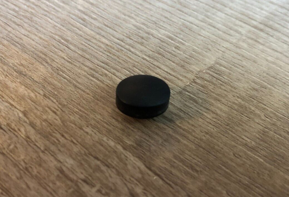 Button for E-MU Mo'Phatt, Xtreme Lead, other E-MU synths w/ Black Knobs