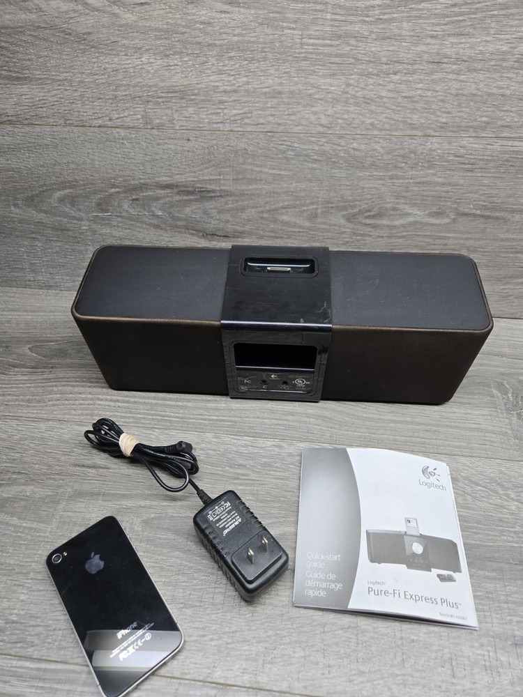 Logitech Pure-Fi Express Plus Speaker System for iPhone 4