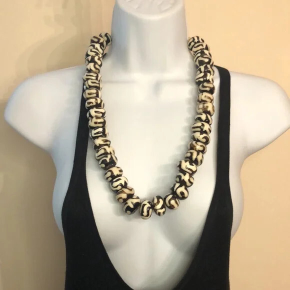 Tribal handmade chunky bead batik bone statement size necklace boho.