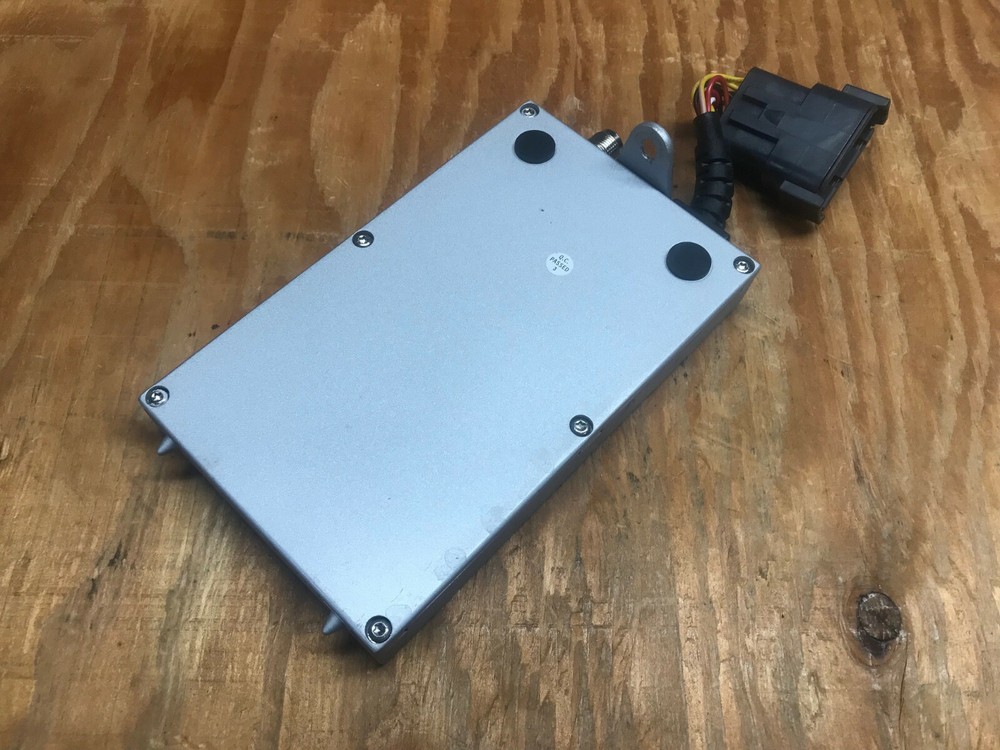 Harley Davidson Touring Harmon/Kardon CB Module 76236-06C