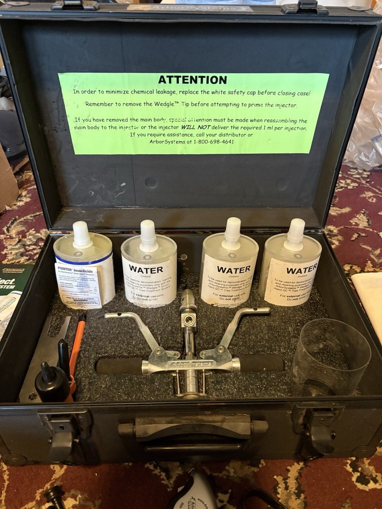 Arbor System Wedgle Direct-Inject Tree Treatment System