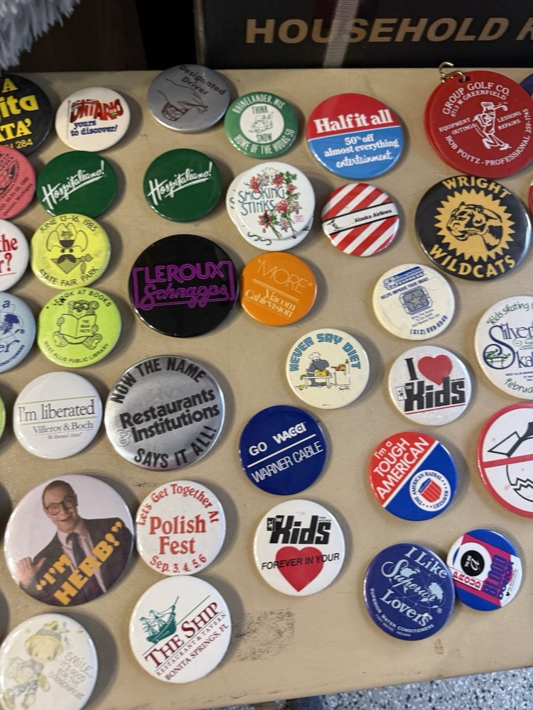 300 VINTAGE BUTTONS TEAMSTERS PLUS MORE