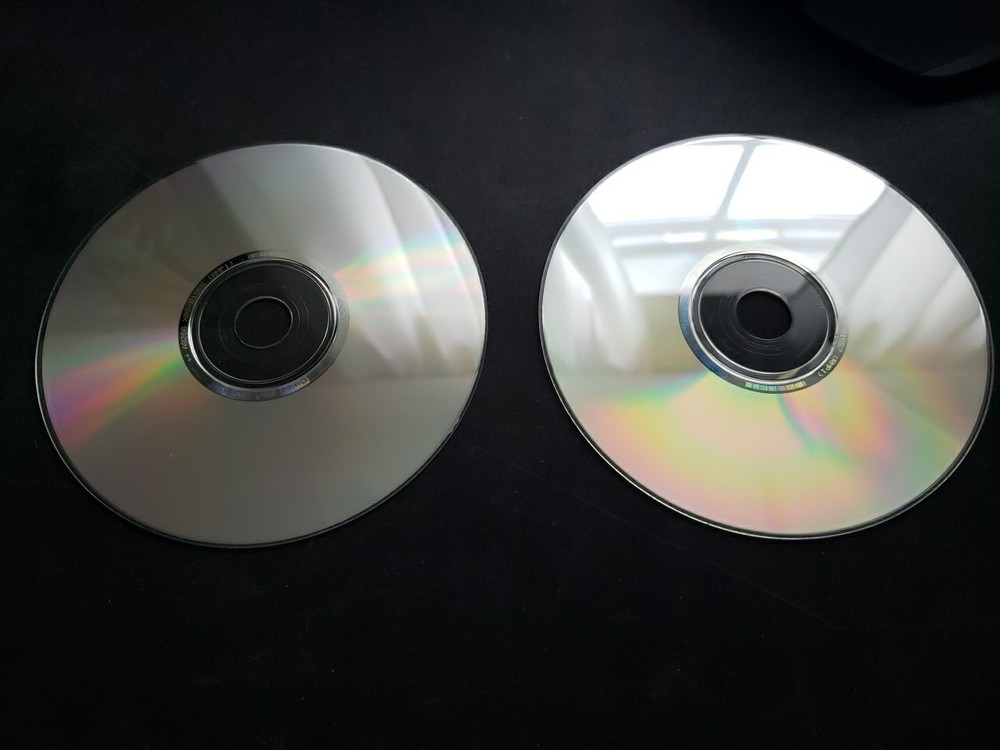 Microsoft Office XP Professional Version 2002 2-CD Set w/ Product Key