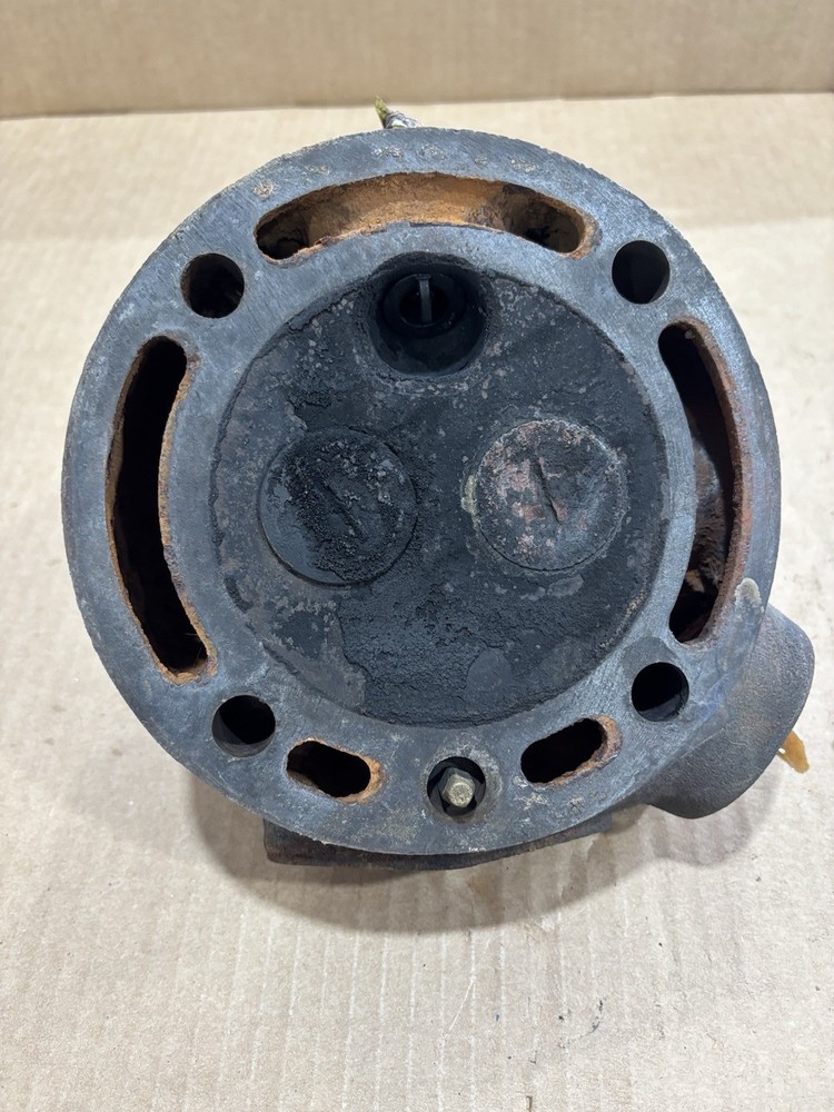 3-5 HP IHC LA LB Engine Cylinder Head