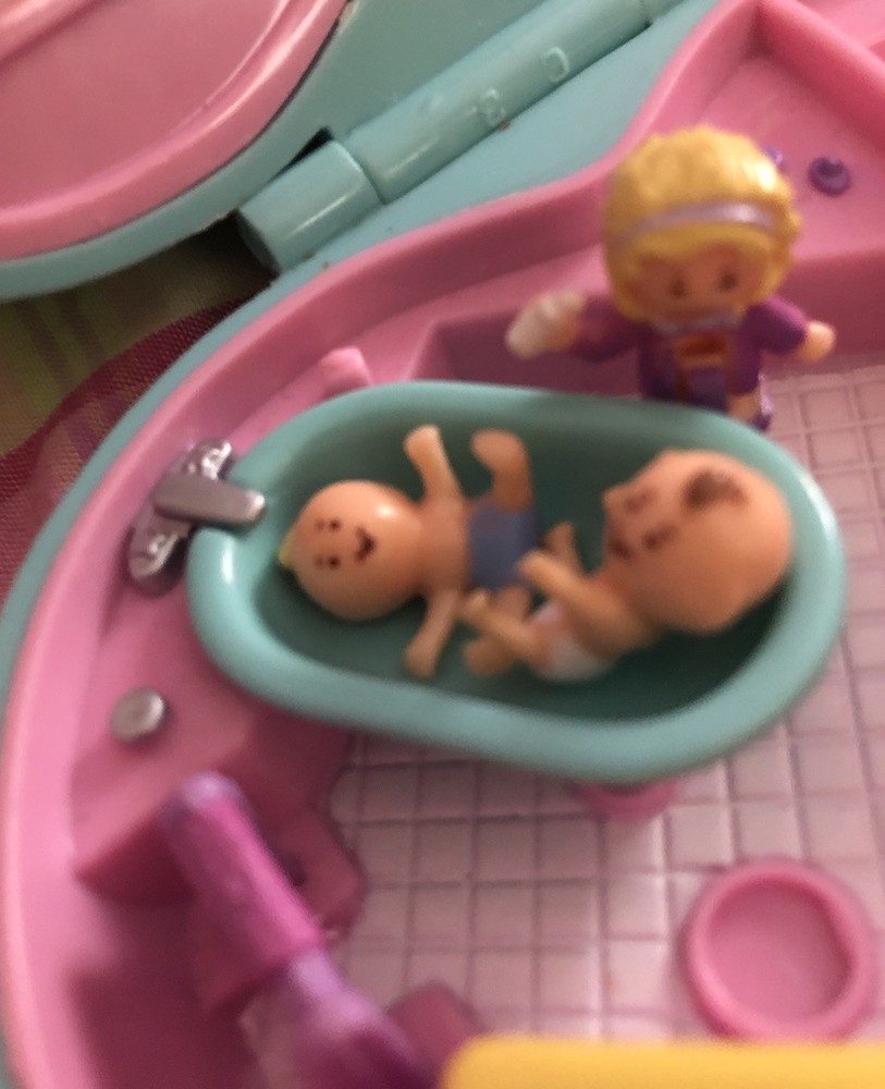 Polly Pocket Babytime Fun Compact playset complete