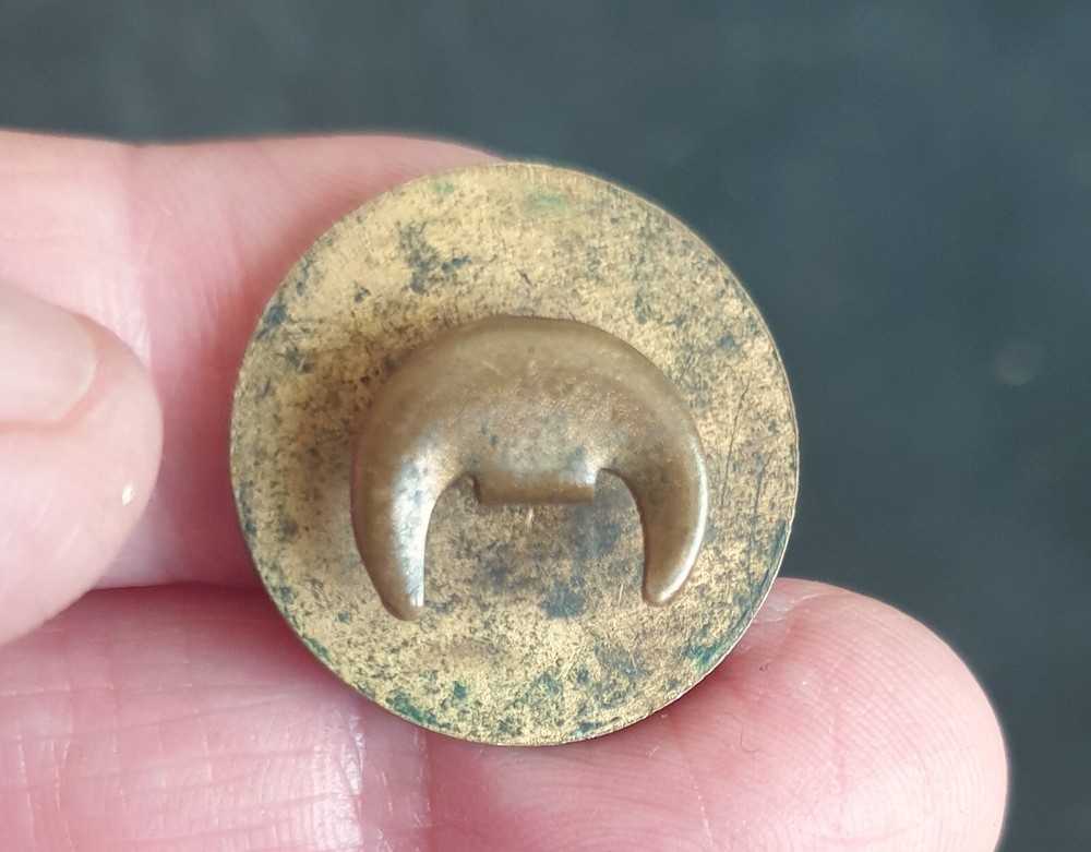 WW2 British RN Matelot's Bosun's Whistle, Duffel Bag Hasp & Lapel Badge 1939-45