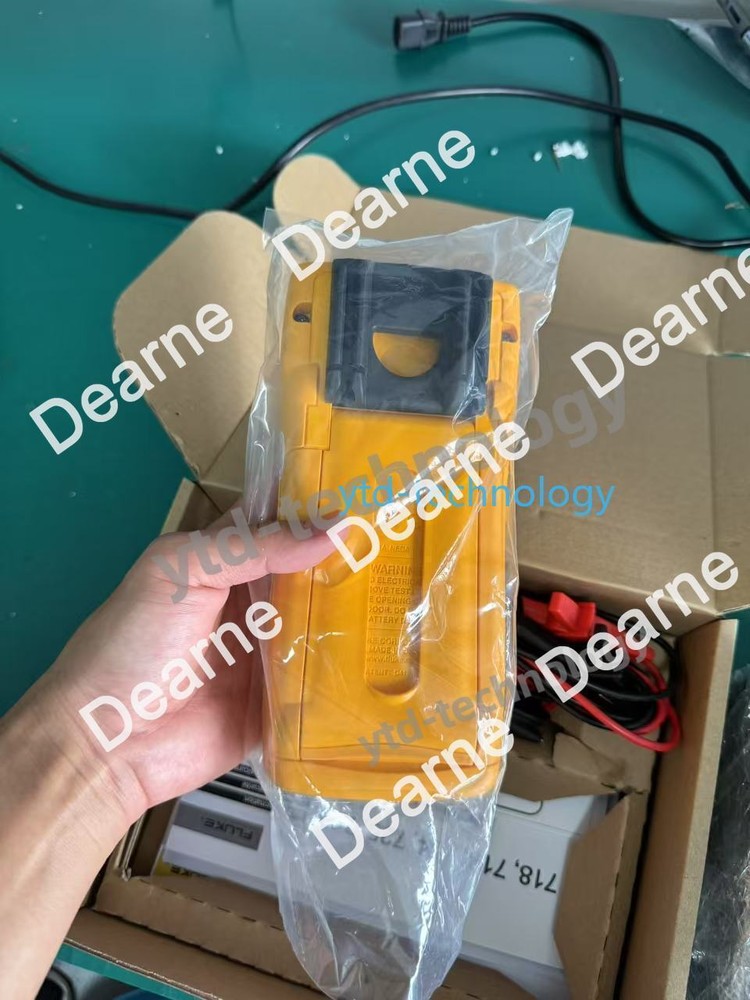 Fluke 726 Multifunction Process Calibrator Calibrated