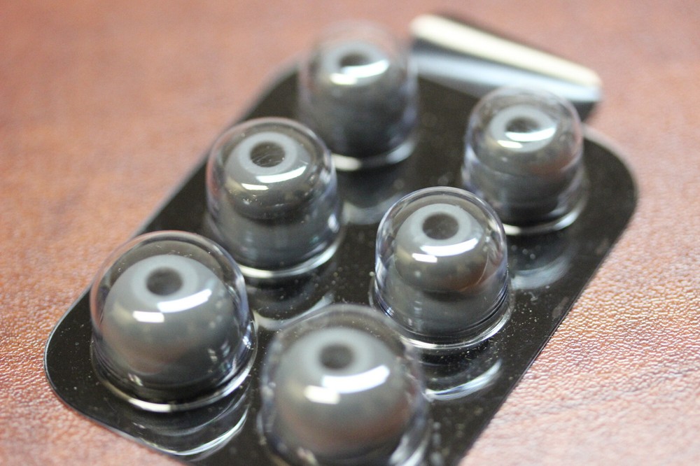 Beats Replacement Ear Buds Tips For Powerbeats 2 / 3 / urBeats Wired / Wireless