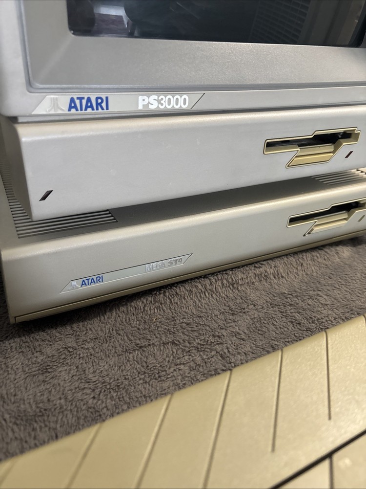 Vintage Atari computer PS3000 Mega ST4 W/fast ICD Mouse Keyboard Power Pack Read