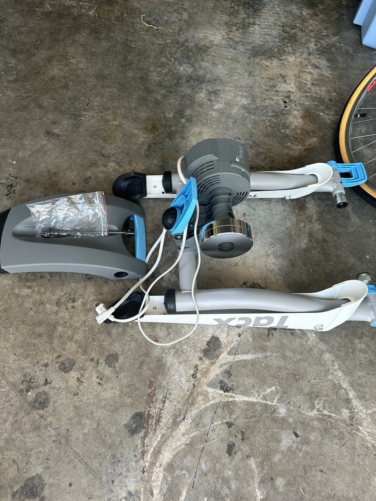 Tacx Flow Smart Trainer