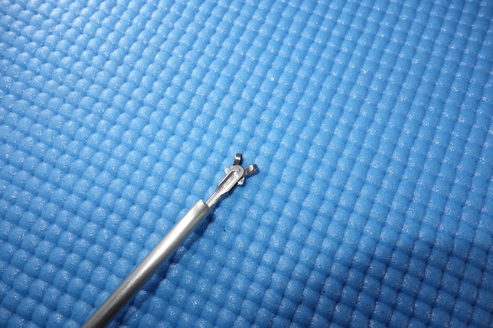 ACMI E8216 Rigid Optical Cup Cutting Biopsy Forceps UROLOGY