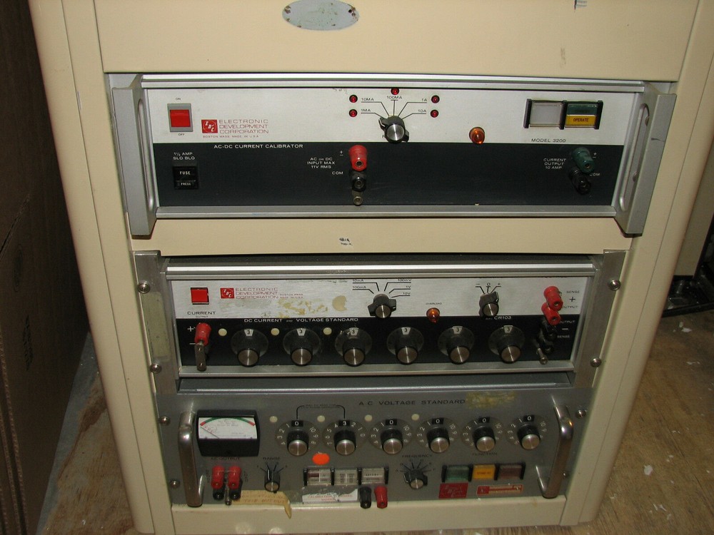 EDC Rack w/ AC-DC Calibrator 3200 + CR103 DC Current + AC1000 DB AC Voltage Std