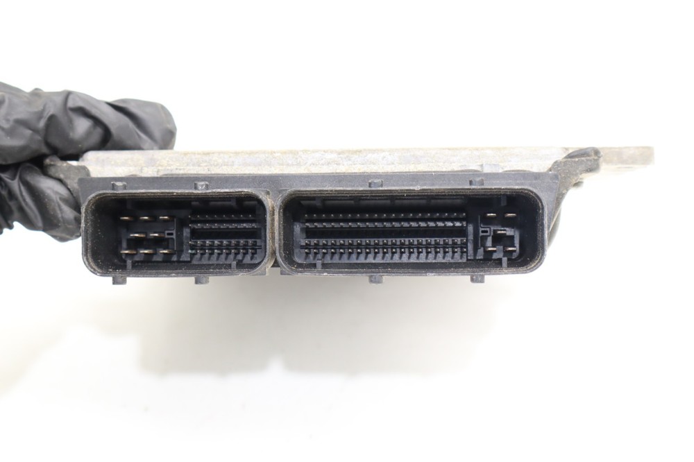 2006 Nissan Quest Engine Computer Control Module OEM MEC83-010 B1