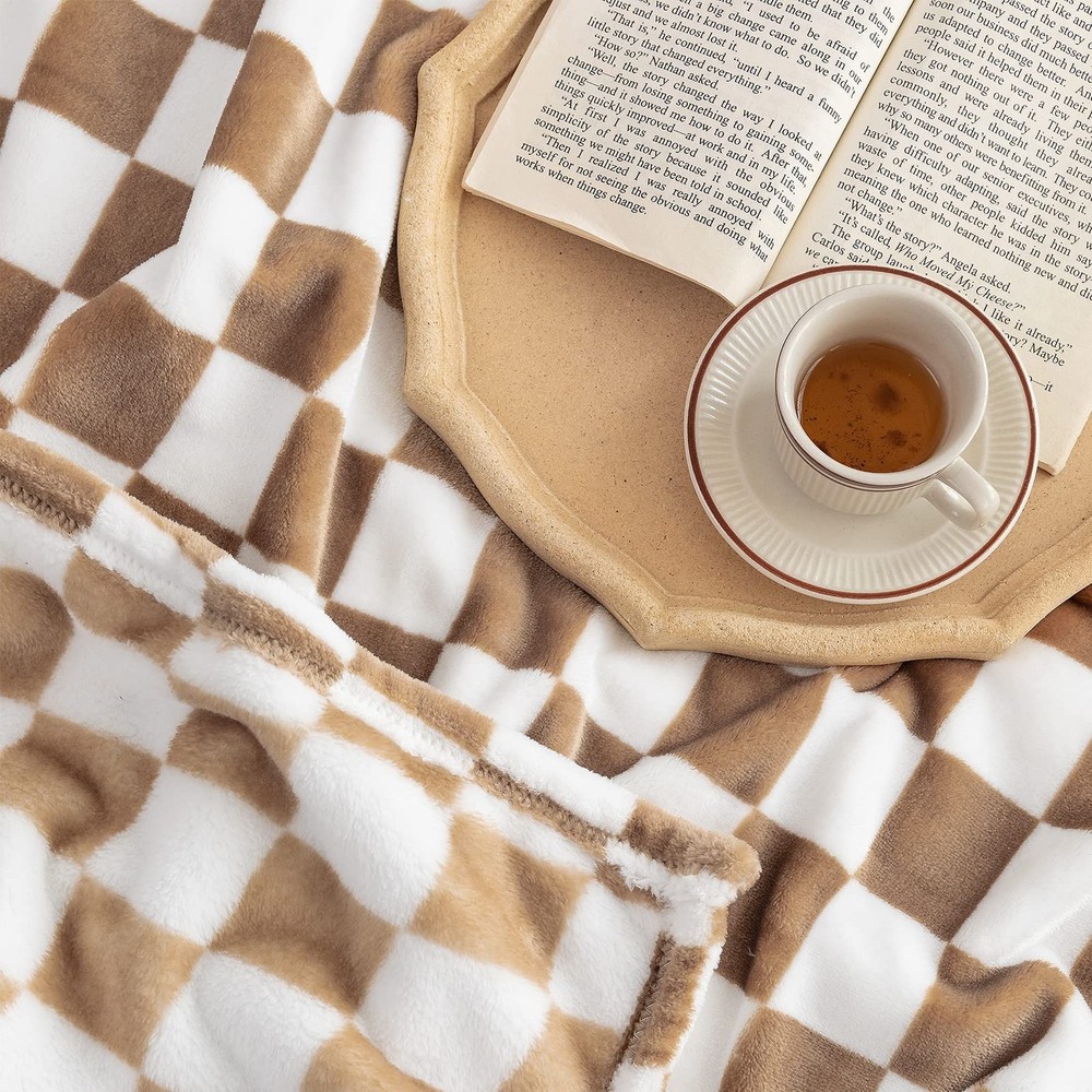 LOMAO Throw Blankets Flannel Blanket with Checkerboard Grid Pattern Soft Thro...