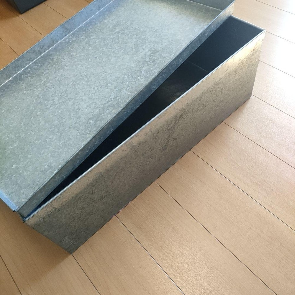 Showa retro tin can costume case
