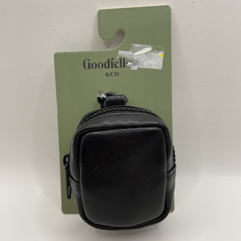 Goodfellow & Co Black Zip Coin Pouch
