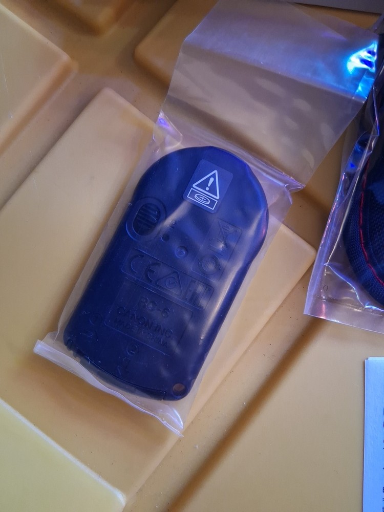 Genuine Canon RC-6 Remote Controller
