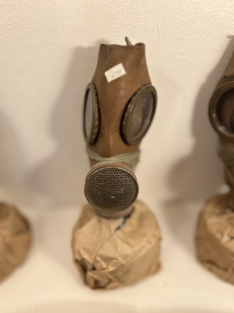 Circa 1947 Soviet Union GasMask Cold War Excellent Condition With metal filter.