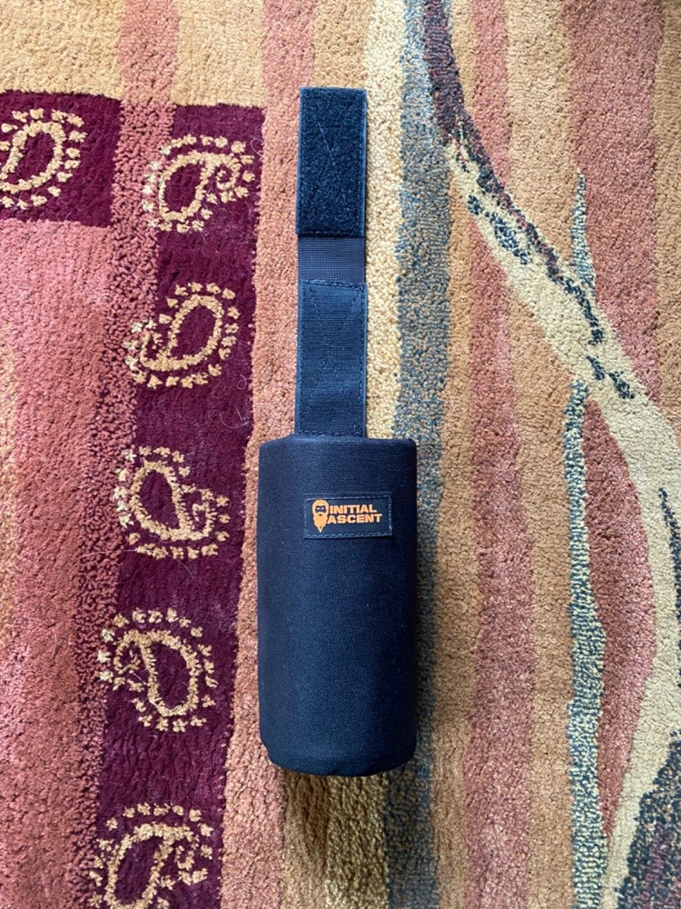 Initial Ascent water bottle holder, black, great condition