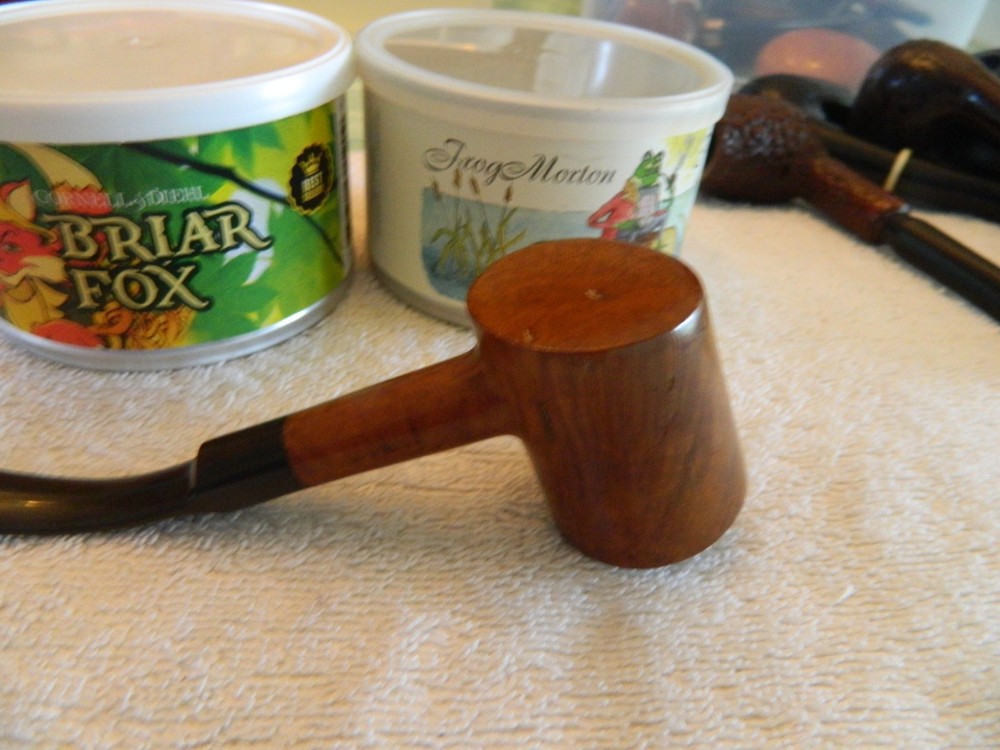 ESTATE PIPE "DRUKE" STACK WITH BENT STEM,MDE IN ENGLAND 2. USED