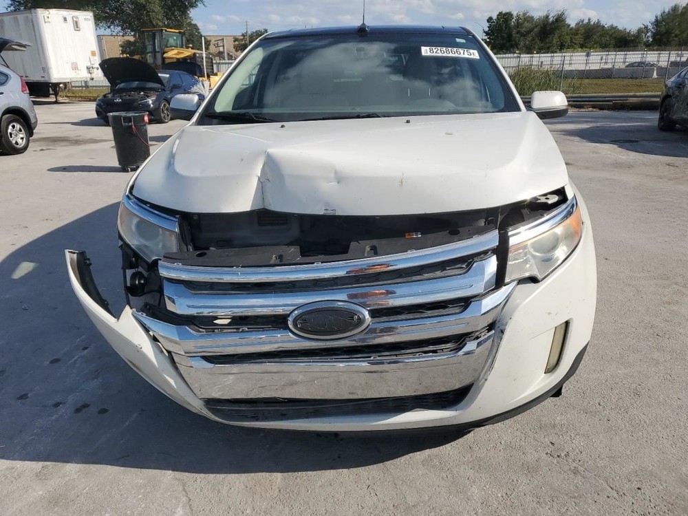 EDGE 2013 Glove Box 4970316