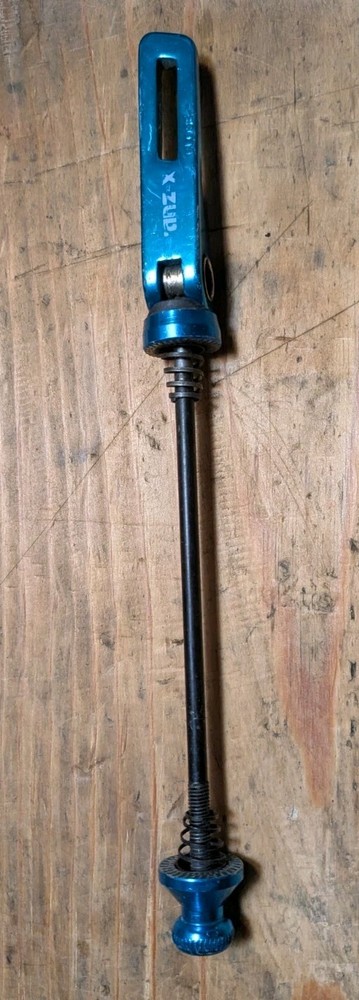 Tranz-X Quick Release Skewer Blue Front