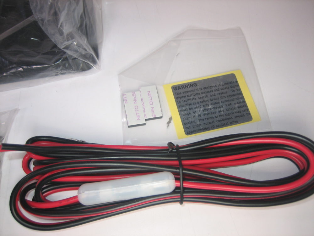 Icom IC-M605 VHF *INSTALL KIT* Mounting Mount Bracket Knobs Mic Clip Hardware