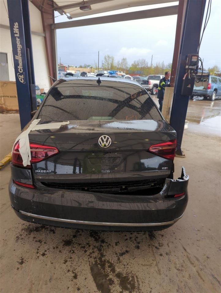 Camera/Projector Camera Decklid Mounted Fits 12-19 PASSAT 44558