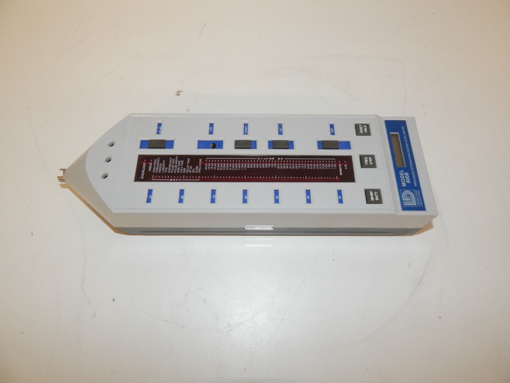 ^^ LARSON DAVIS 800B SOUND LEVEL METER (DZH67)