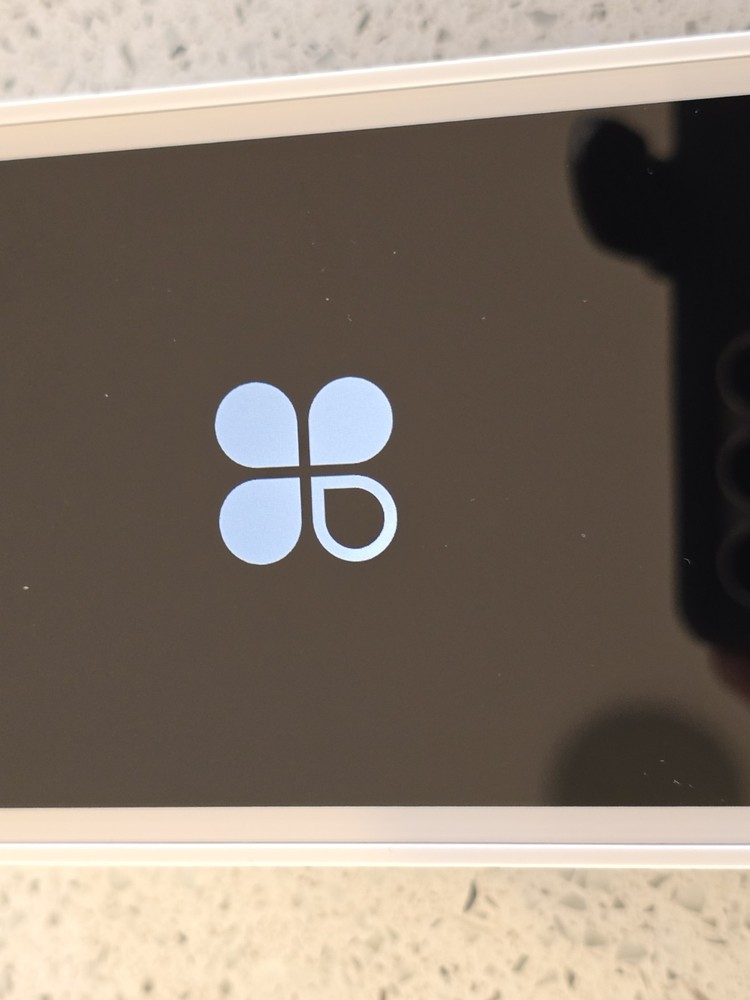 Clover Flex C405 Handheld POS Management System w/ Receipt + Scanner