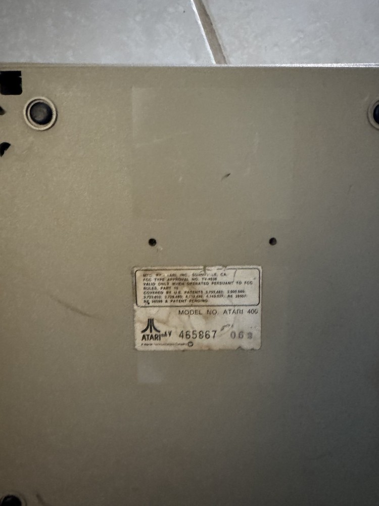 Atari 400 Computer System - Working, comes with PSU