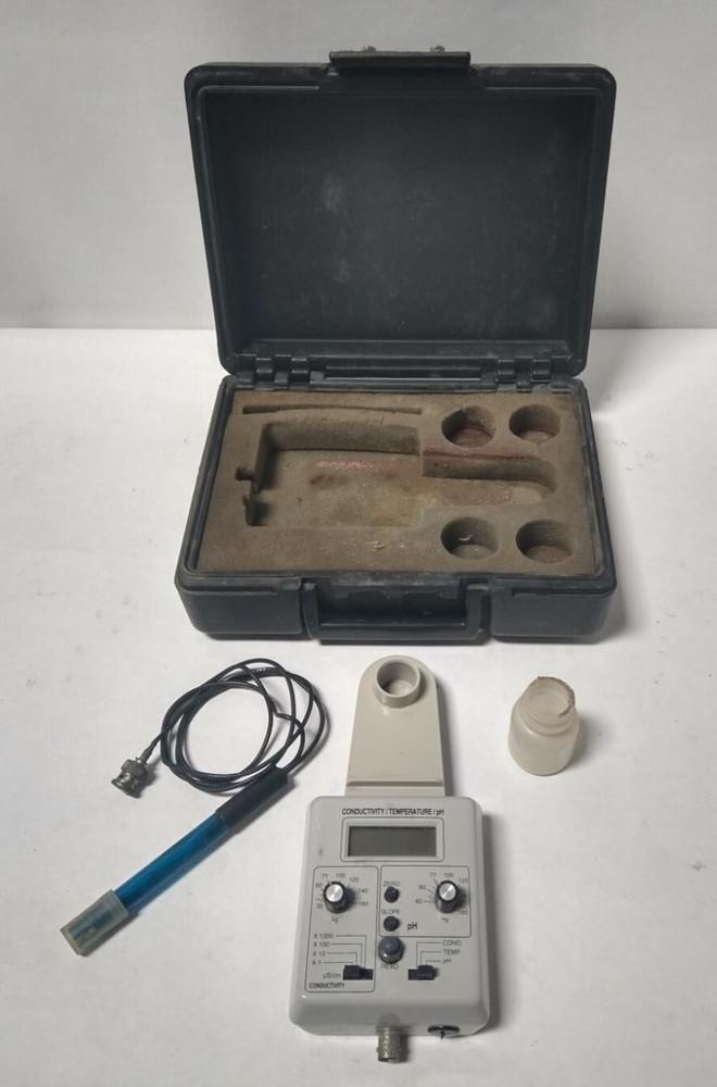 Cambridge Scientific Conductivity Temperature pH Meter Kit with Probe & Case