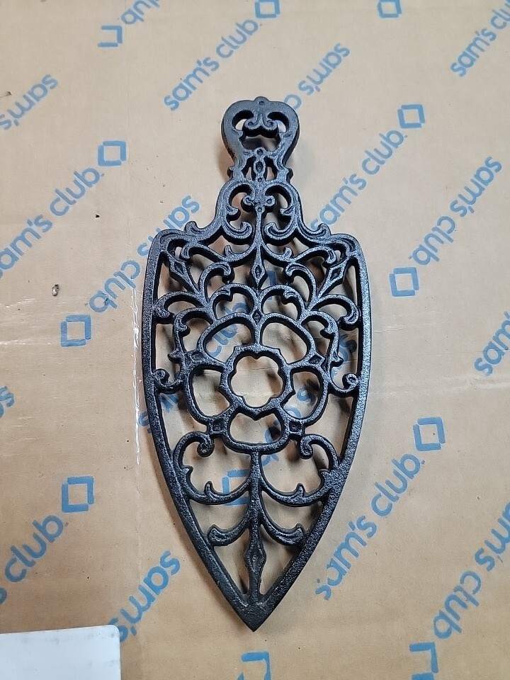 Wilton Black Iron Trivet 8"